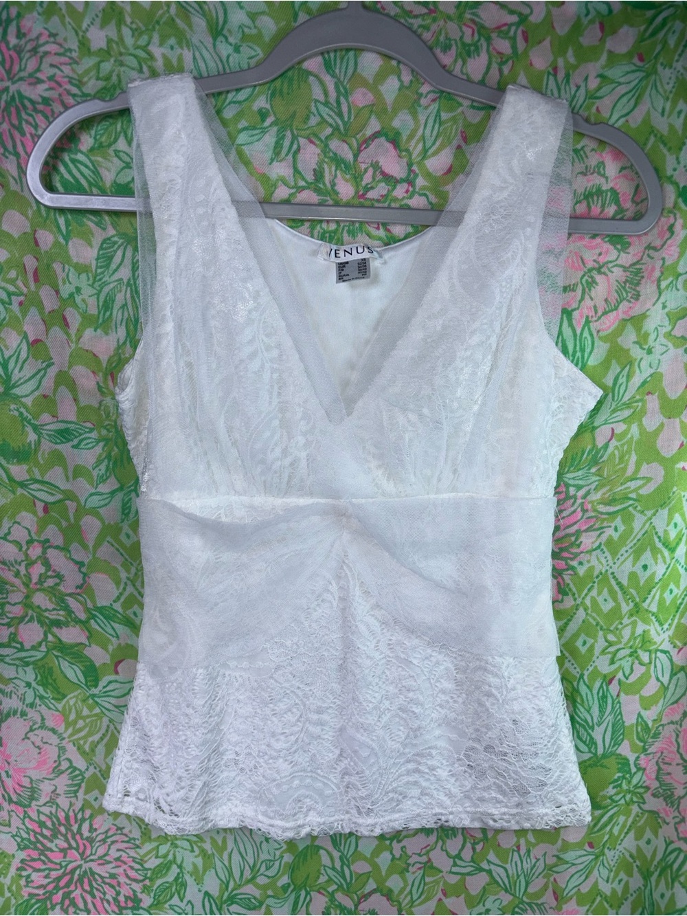 VENUS White Lace V-Neck Tank Top XS NWOT